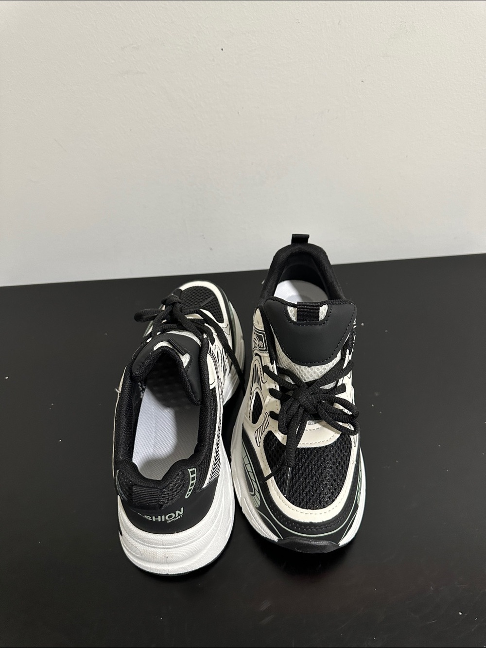 NEW Black & White Chunky Sneakers | Retro Running Shoes Trendy Streetwear Shoes